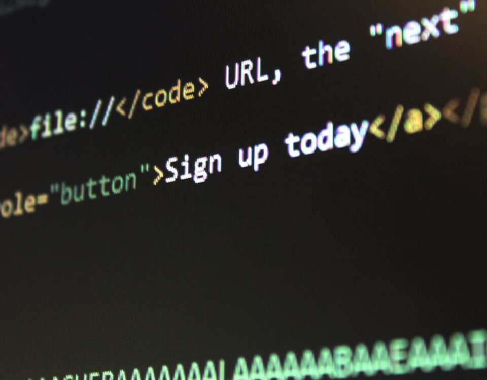 Linguagens de programação para desenvolvimento de softwares modernos Linguagens de programação para desenvolvimento de softwares modernos