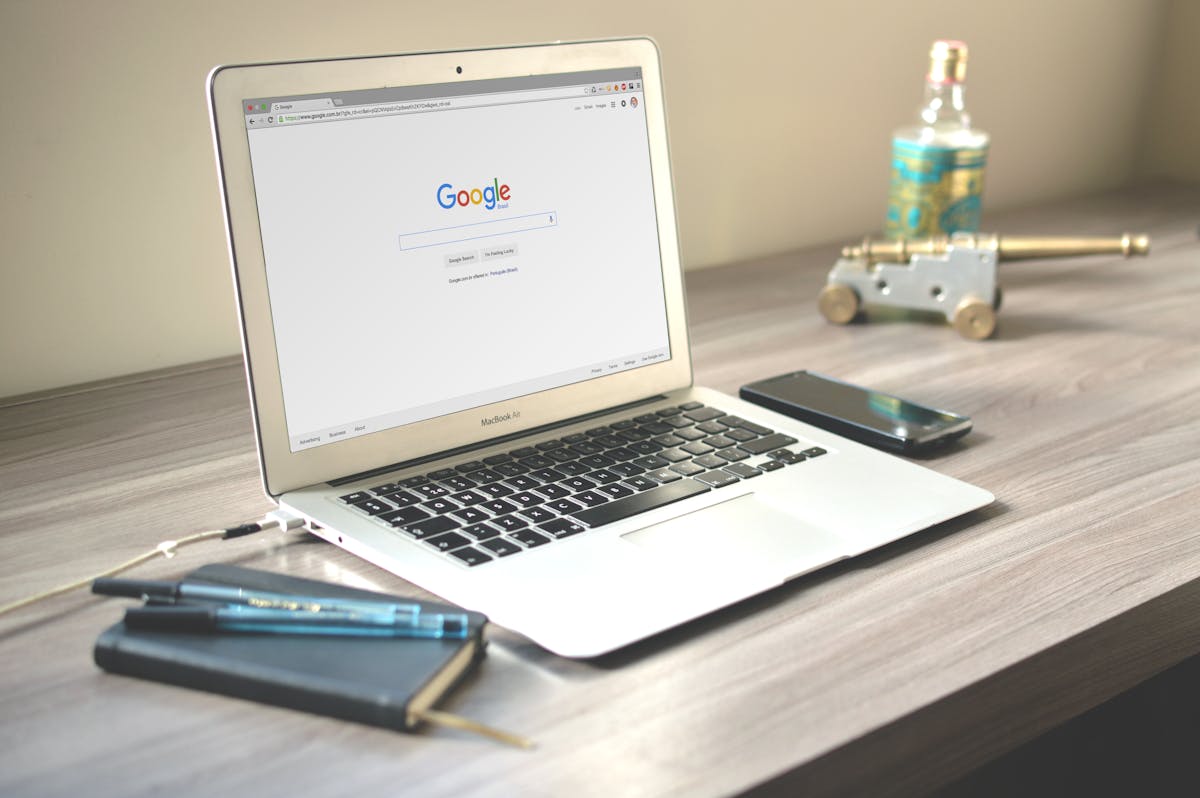 A influência dos algoritmos em negócios baseados em marketing digital A influência dos algoritmos em negócios baseados em marketing digital