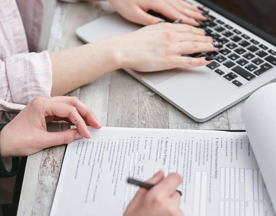 A lógica por trás dos contratos digitais: entenda a codificação envolvida A lógica por trás dos contratos digitais: entenda a codificação envolvida