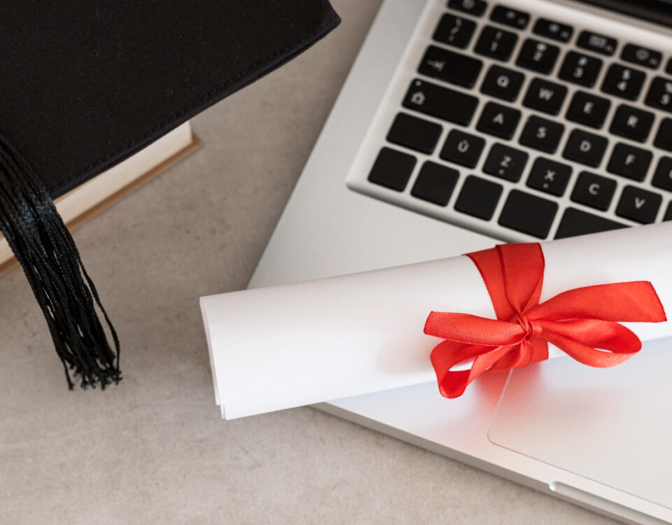 Ferramentas para emitir diplomas digitais com segurança Ferramentas para emitir diplomas digitais com segurança