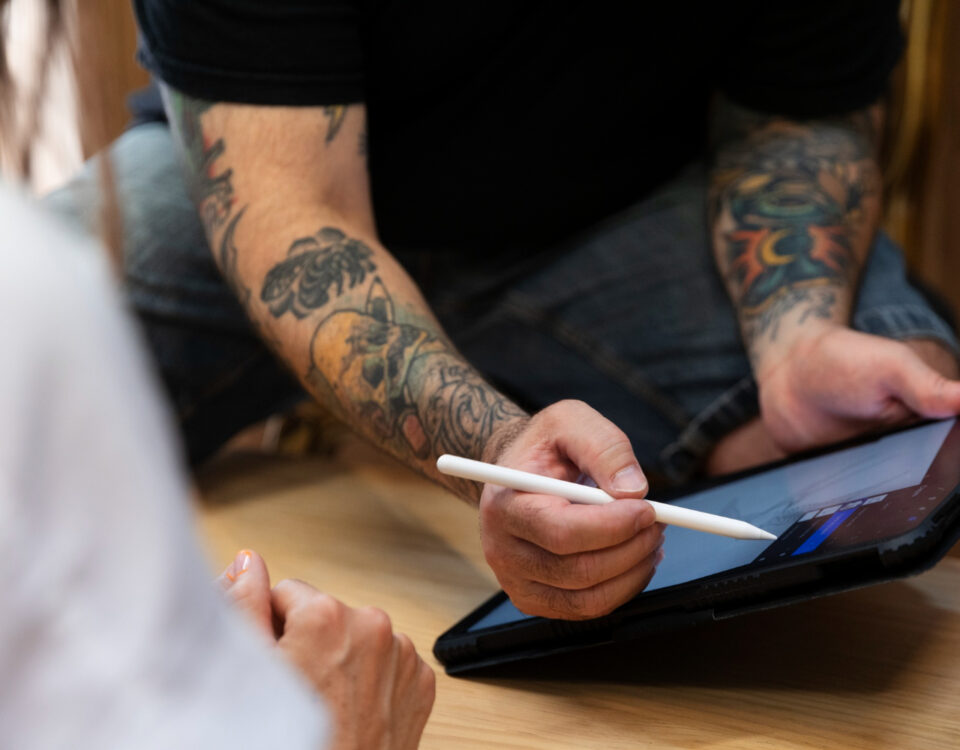 Como softwares ajudam no design digital de tatuagens Como softwares ajudam no design digital de tatuagens