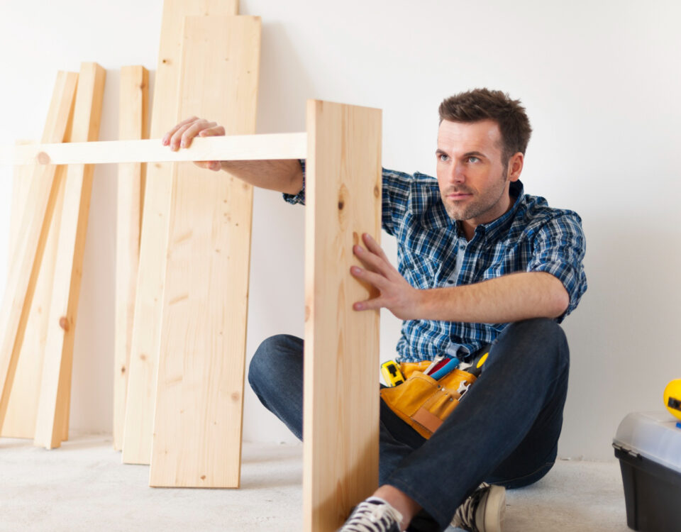 Processos e lógica por trás da montagem profissional de móveis