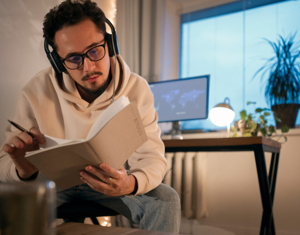 O que a literatura ensina sobre criatividade no desenvolvimento de software