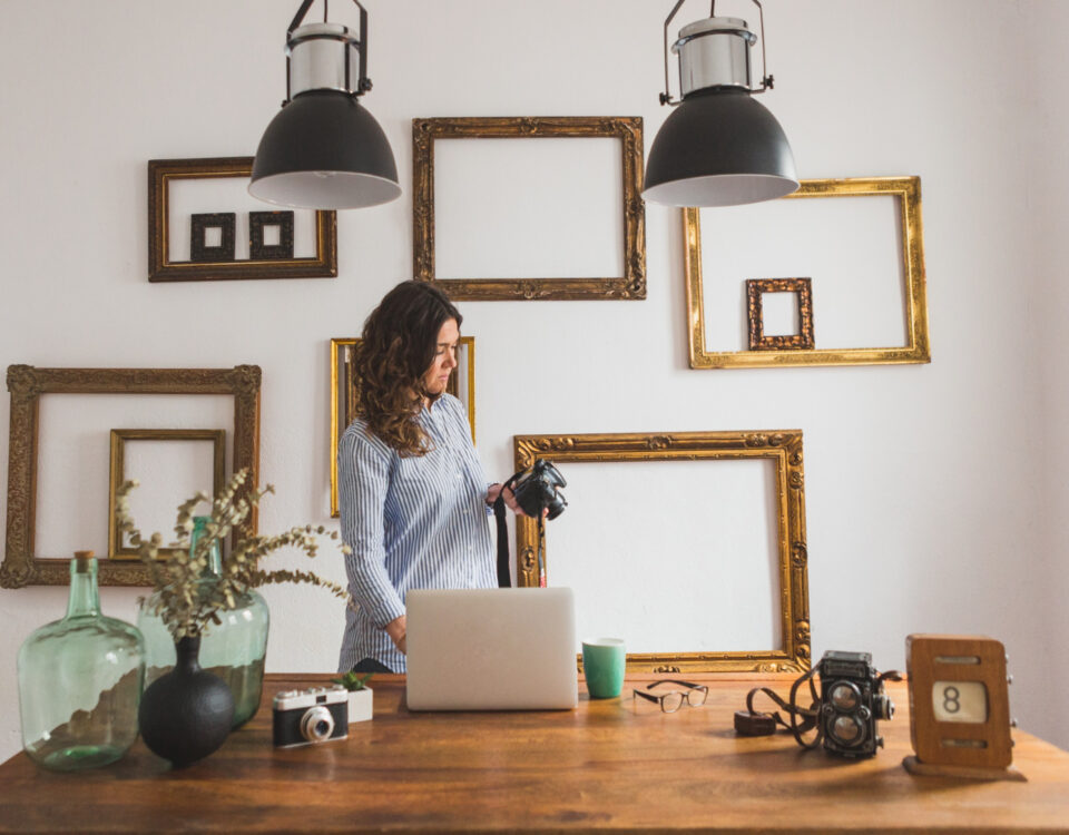 Como IA e design impulsionam quadros decorativos online