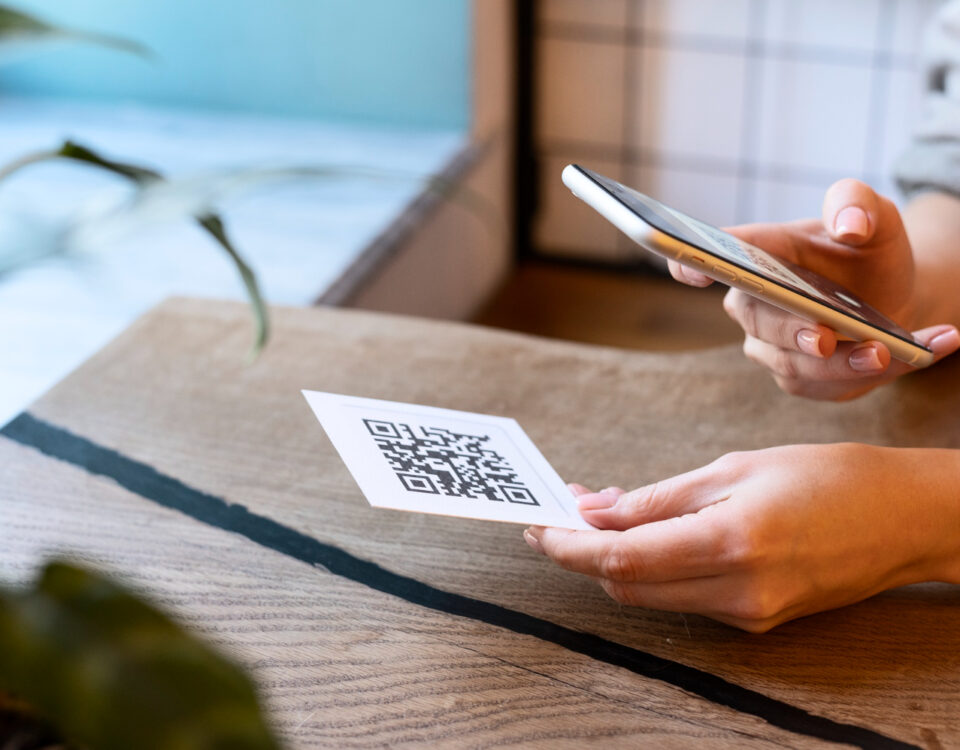 Um QR code na lembrancinha pode guardar as fotos da festa?
